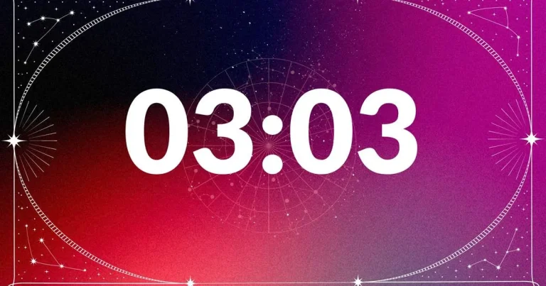 03:03 на часах