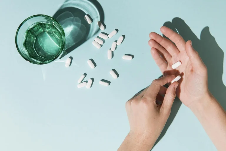 top-view-medicine-with-water-glass-table(2)